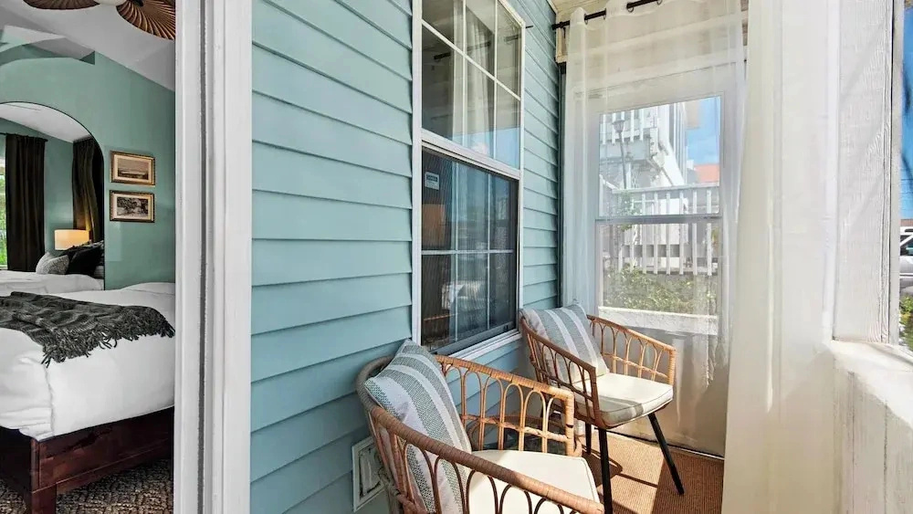 PCB Stay w/ Heated Pool, Hot Tub, Bars, Game Room & Quick Walk to Beach The Jade Oasis by Avantstay