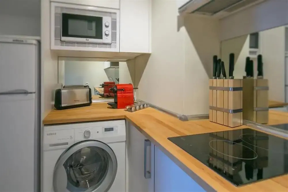 Colon 901 in Madrid With 1 Bedrooms and 1 Bathrooms