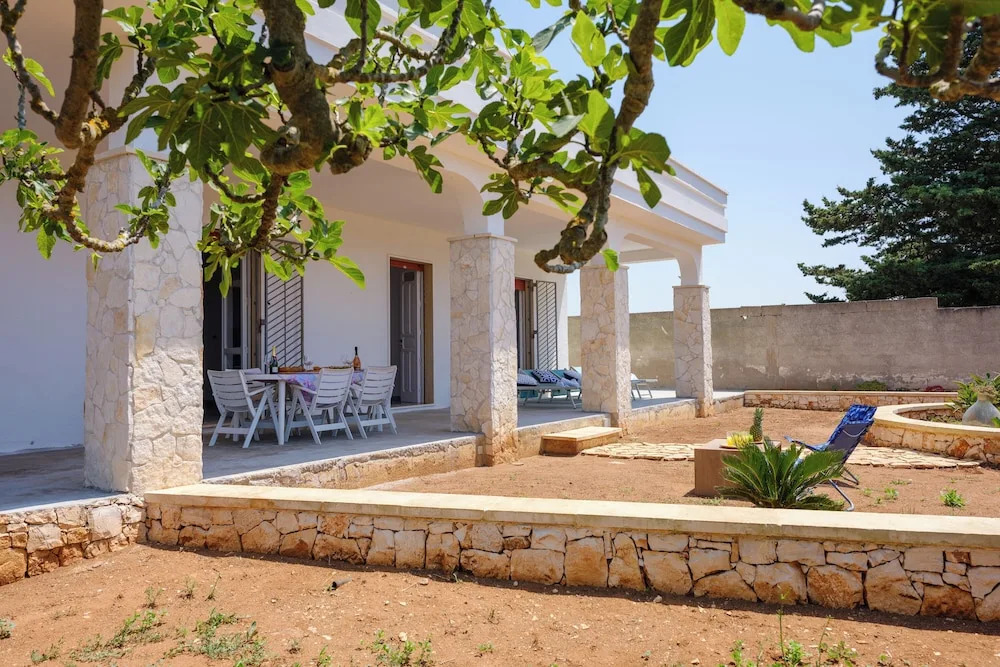 Villa Levante Sea View With Air Conditioning, Parking And Wi-Fi