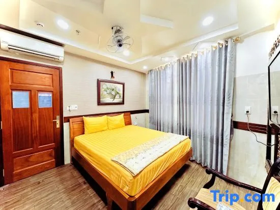 Khách Sạn Hoàng Thanh Thủy 4