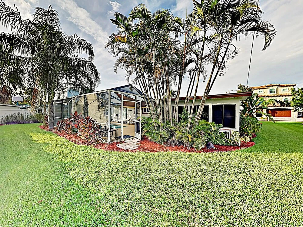 New Listing! Charming Getaway W/ Screened Pool 2 Bedroom Home