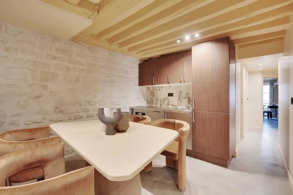 Sublime 3 BDR Renovated by Architect - Bon Marche