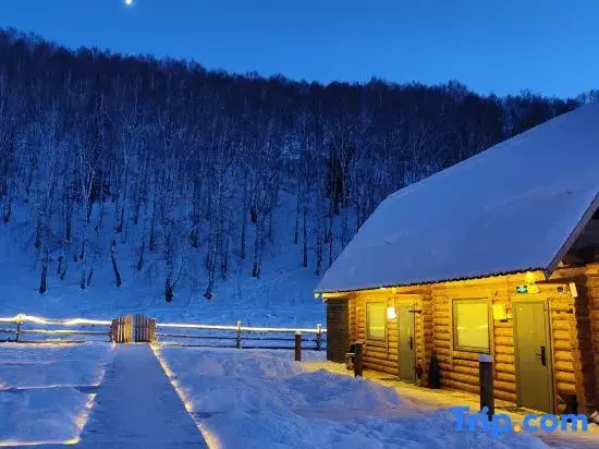 Shanyu Linxi · Baihualin View, Medieval Aesthetics Coffee Resort Homestay (Hemu Old Village Branch)