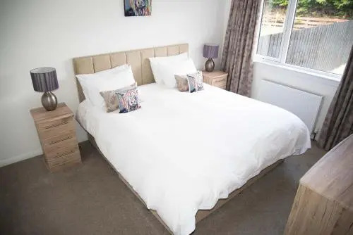 8 Glamaig Place