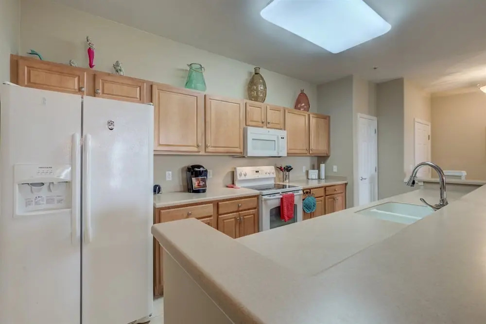 Majestic Palms Condo