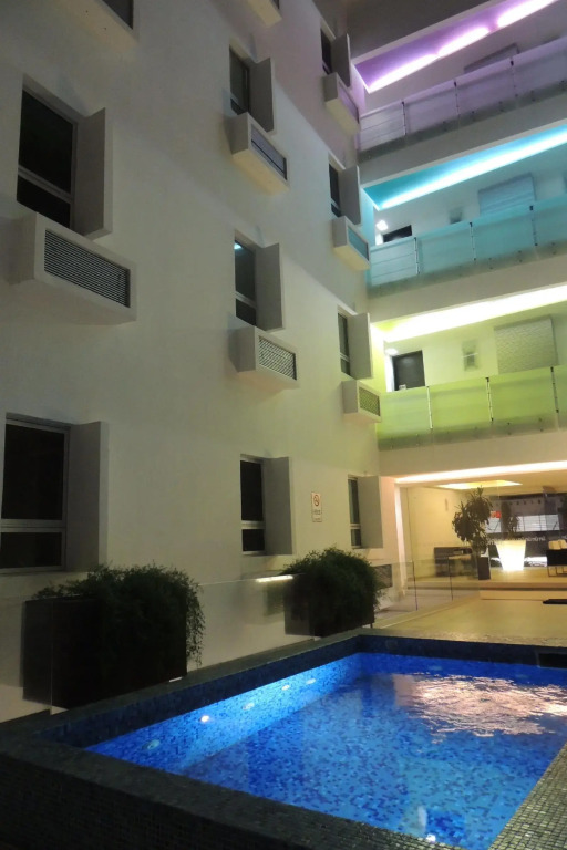 Nu Hotel