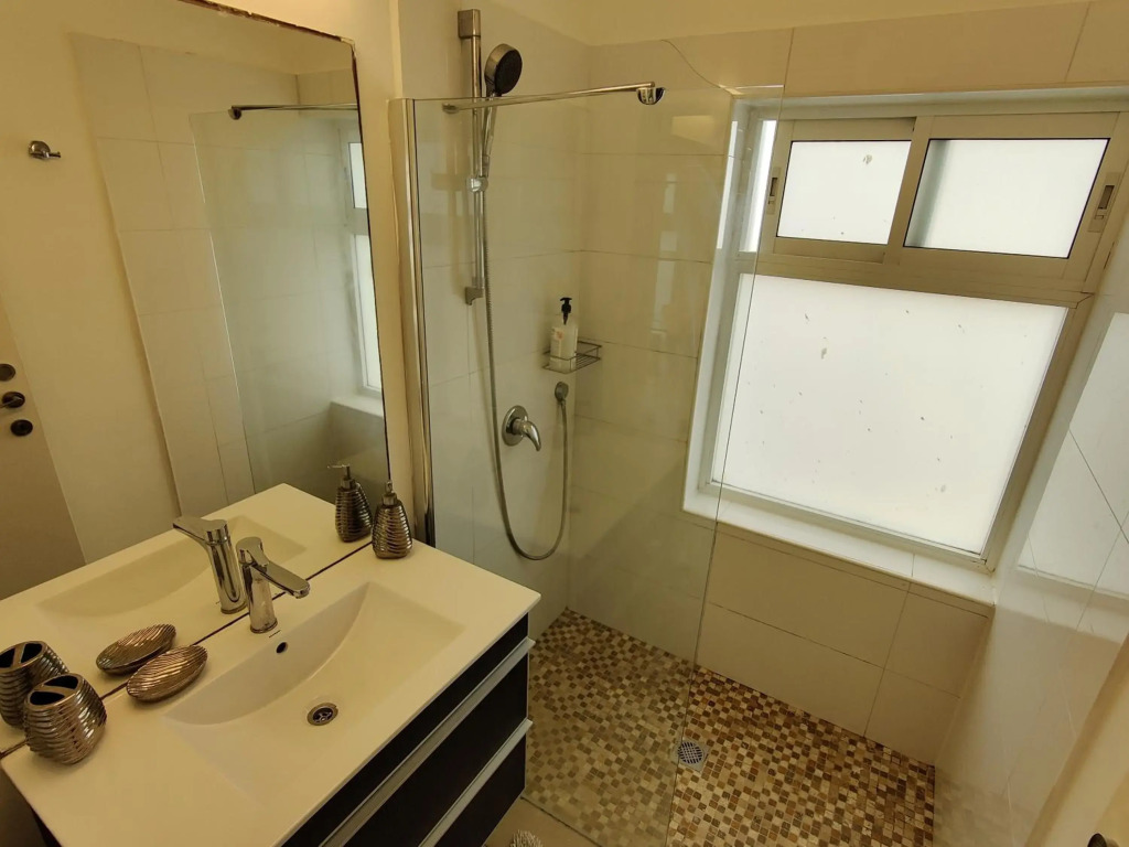 2BDR Holiday Home by Mezizim Beach and TLV Port!
