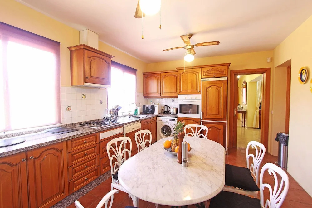 1106 Family Villa Heated Pool High Speed Wifi Netflix