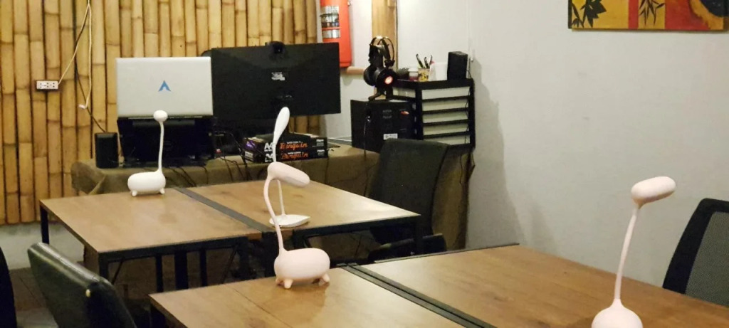 Zone6 Coworking Beach Apartment