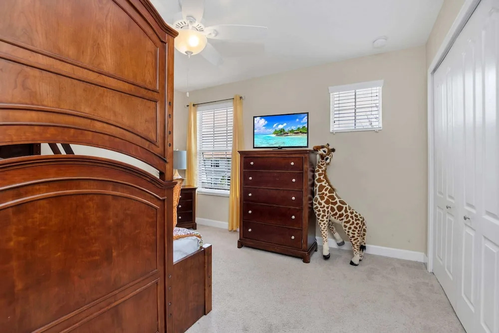 Paradise Palms 2908