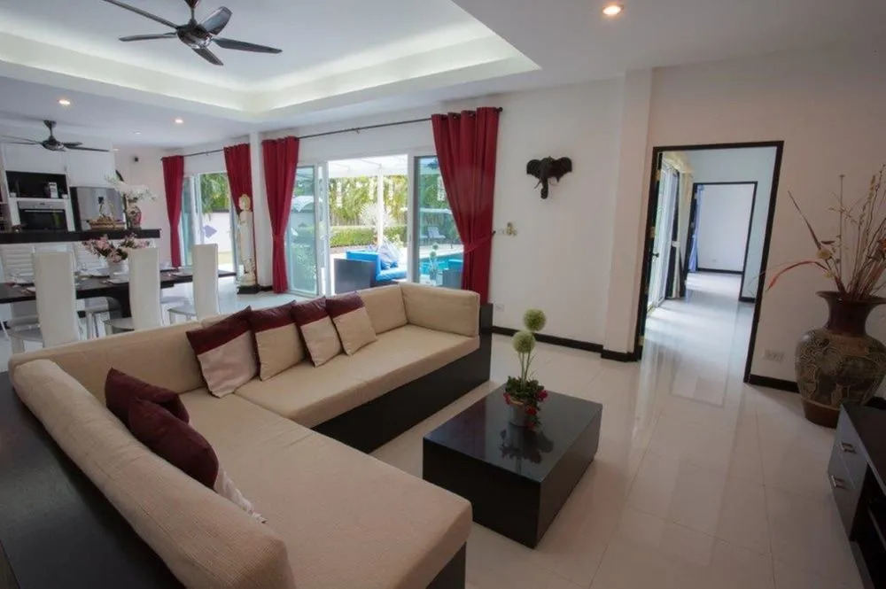 Cophi Villa 3 bd pool villa Nai harn