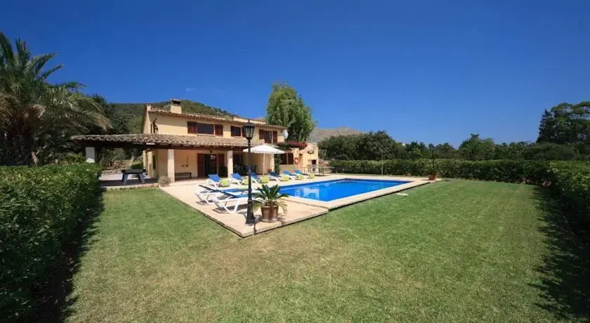 Villa Lluch