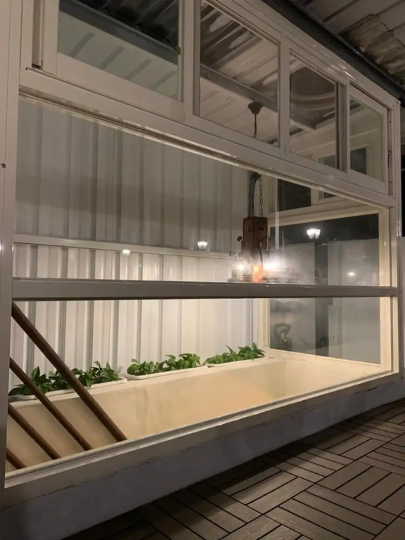 910 Hostel