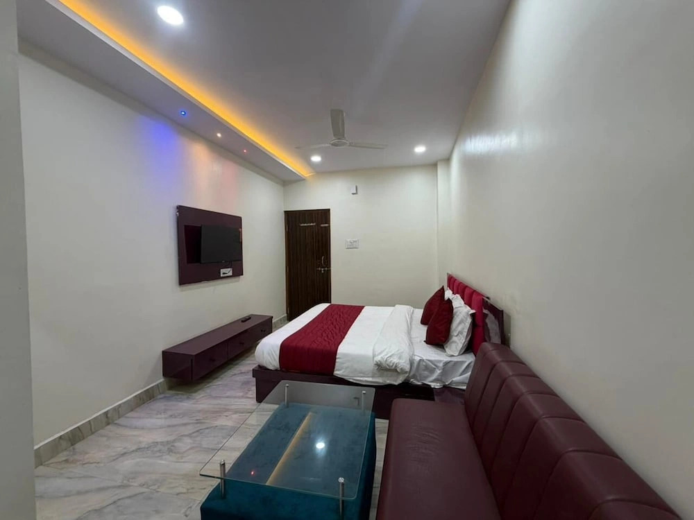Hotel Majestic Inn