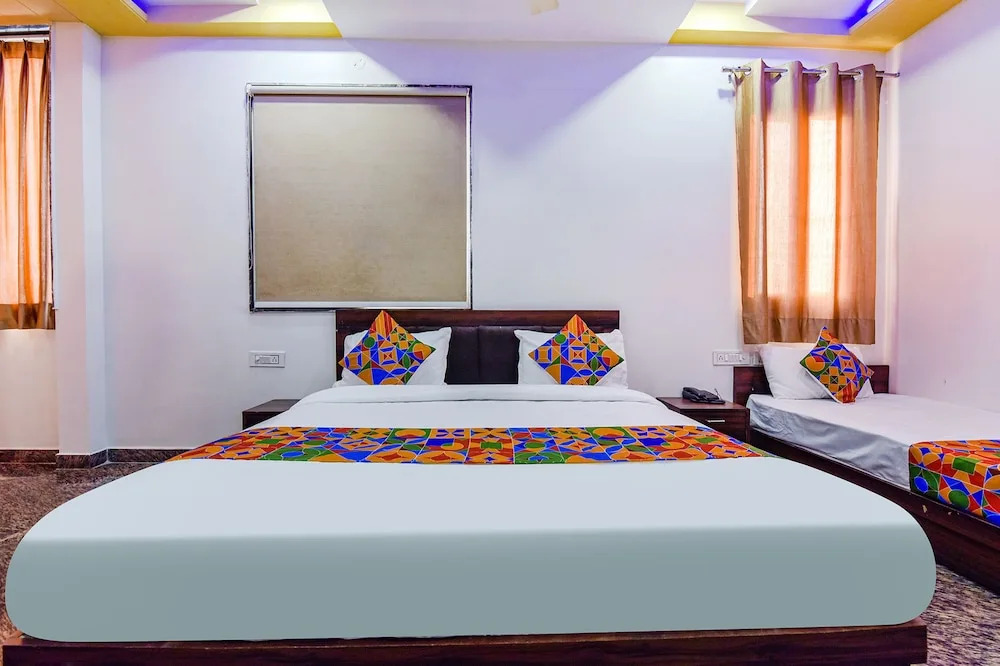 Hotel Diamond Key by OYO Rooms