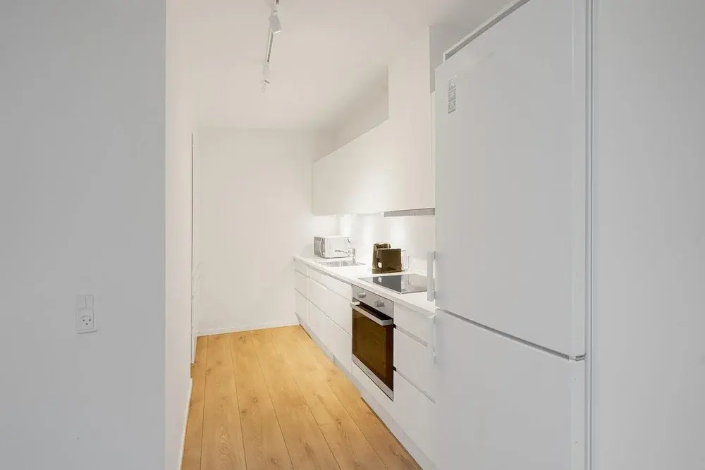 Fantastic Apartment w French Balcony