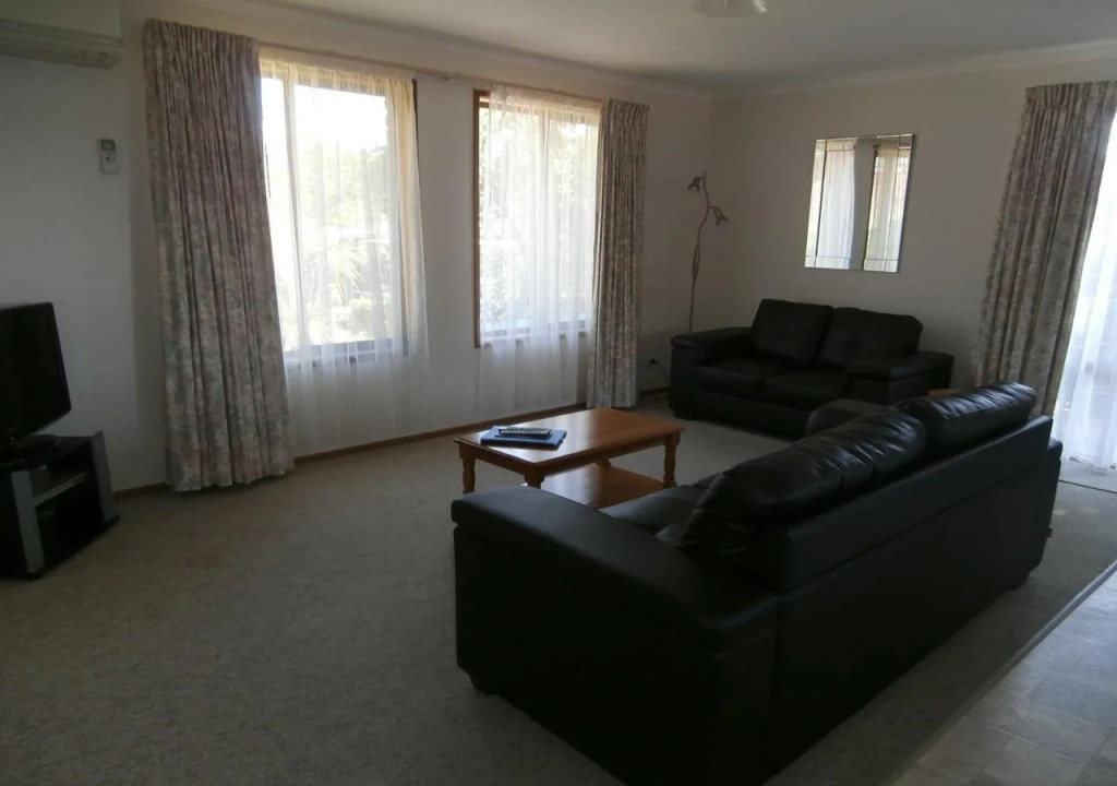 Harbour Lights Holiday Units