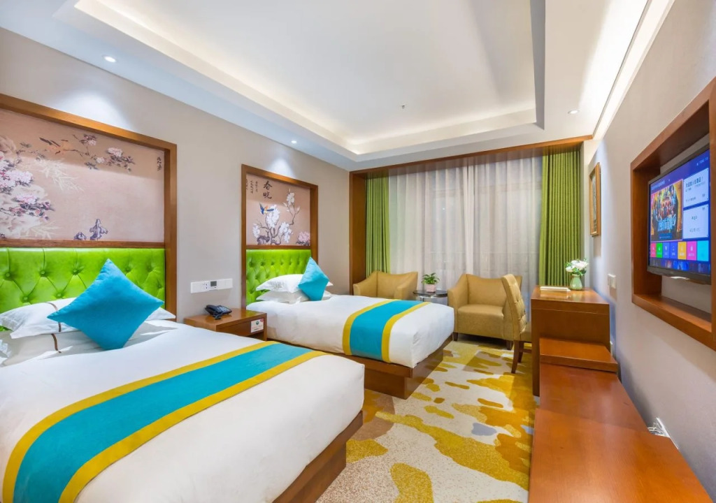 Yiwu Justin Hotel