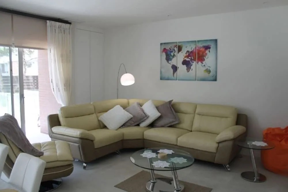 Brand New Ground Floor Apartment in Los Dolses EB2