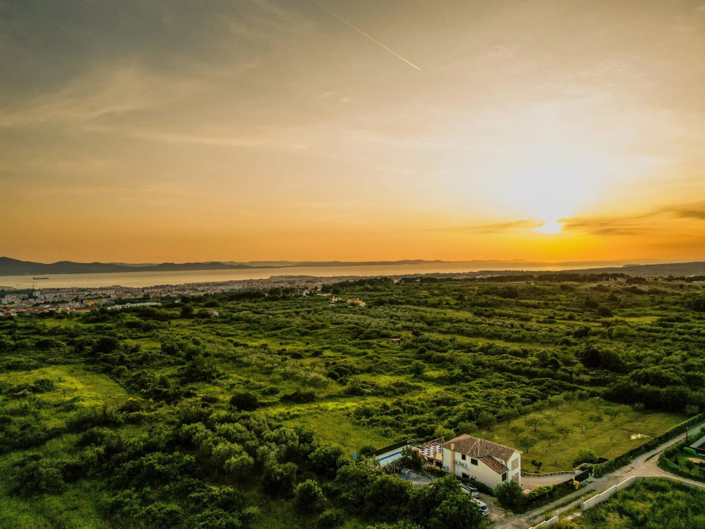 Villa Noa in Zadar with 3 bedrooms and 2 bathrooms