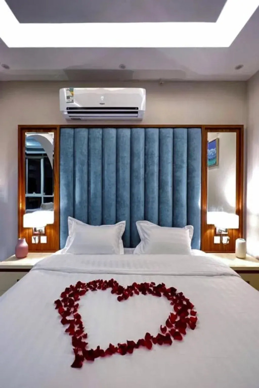 SEAVIEW HOTEL