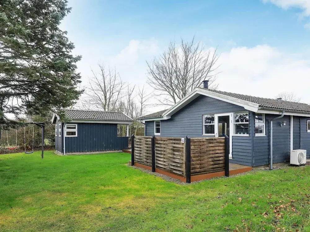 8 Person Holiday Home in Hesselager-by Traum