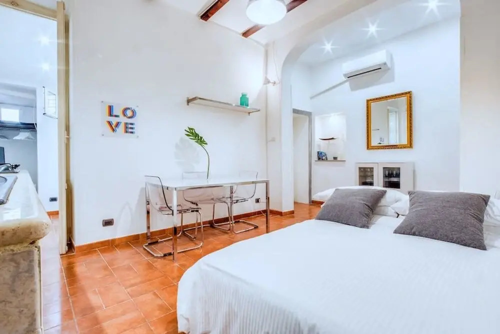 Charming Little Flat in the Heart of Trastevere