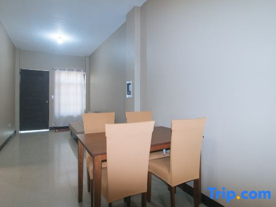 RedDoorz at Aurea Apartelle