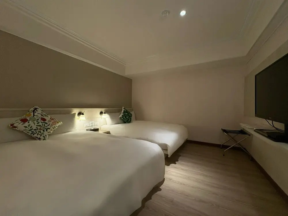 Chillax Inn 知樂愛河館