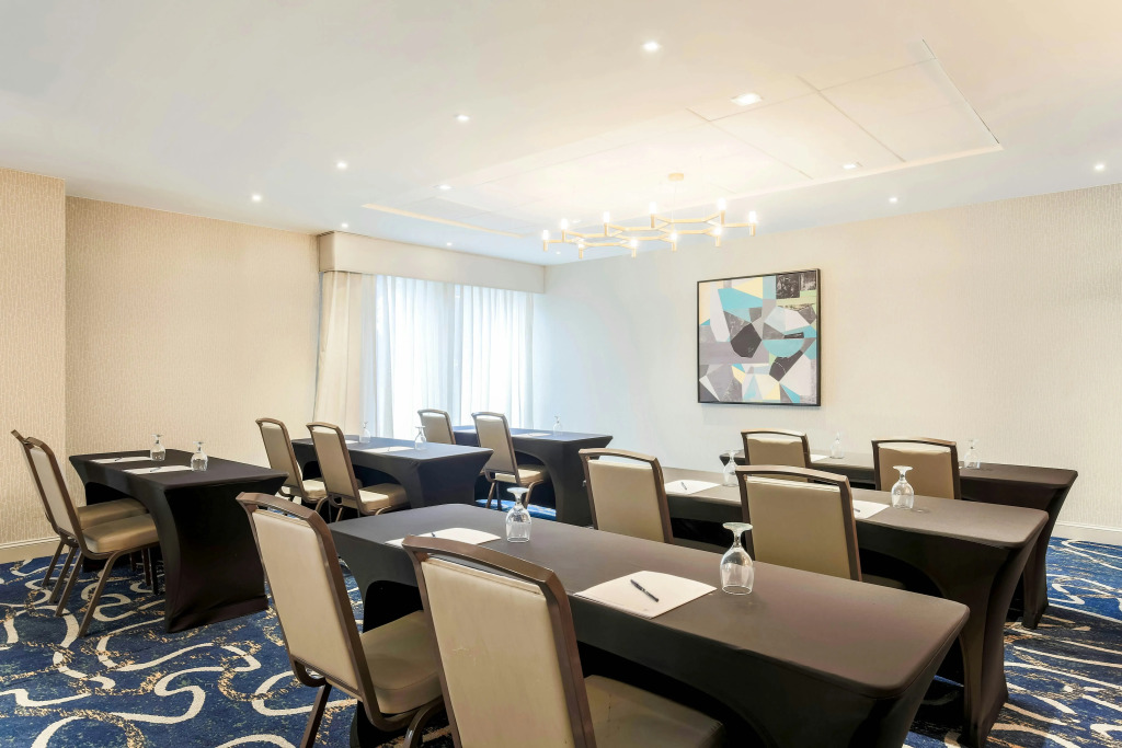 DoubleTree by Hilton Austin-University Area