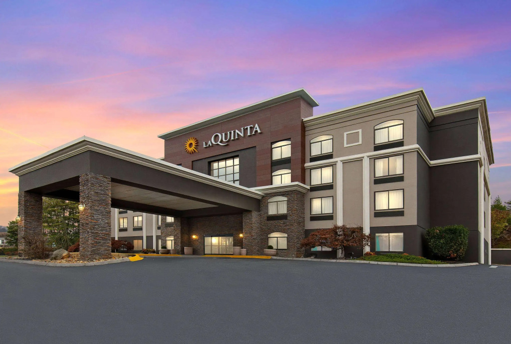 La Quinta by Wyndham Sevierville / Kodak