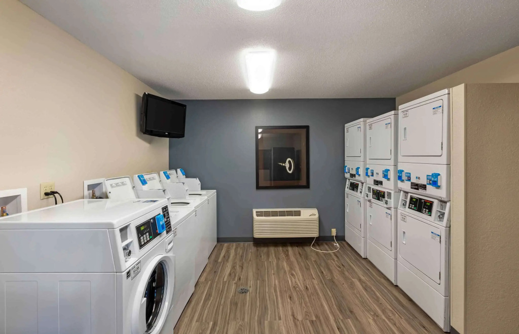 Extended Stay America Select Suites - Milwaukee - Waukesha