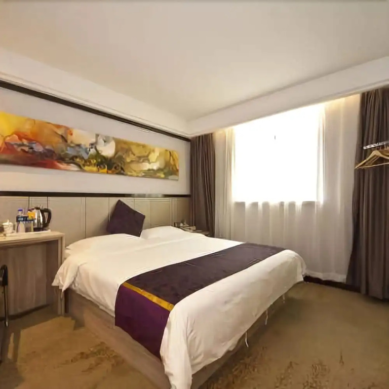 Super 8 Hotel