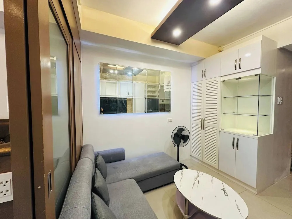 Charming 1-bedroom Apartment in the Heart of Pasay City