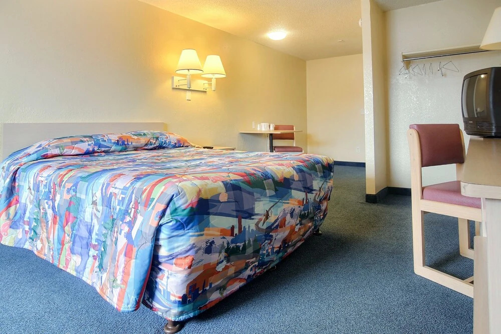 Motel 6 Palm Bay