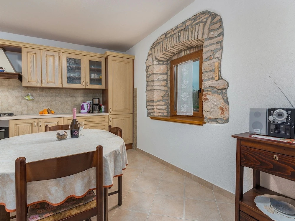 Traditional Stone Holiday House for up to 8 Persons