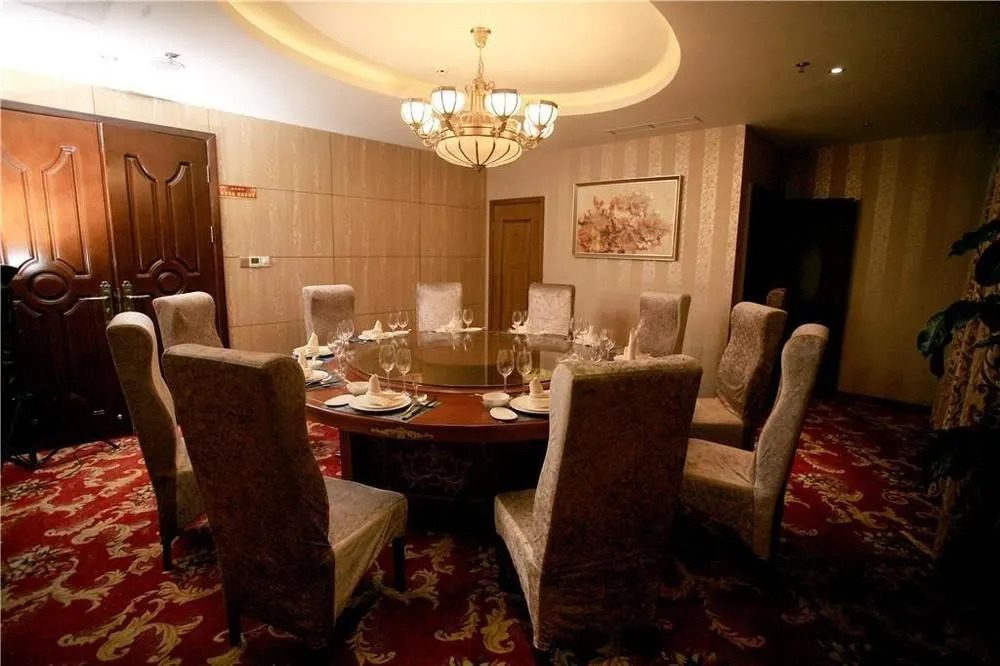 Haoyi Hotel (Chengdu Shuangliu Airport Airport Sichuan University)