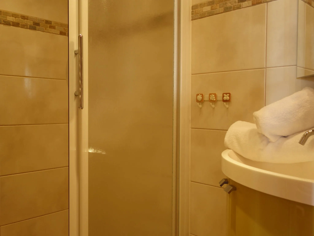 Apartment La Divaria - Le Lac-3 by Interhome