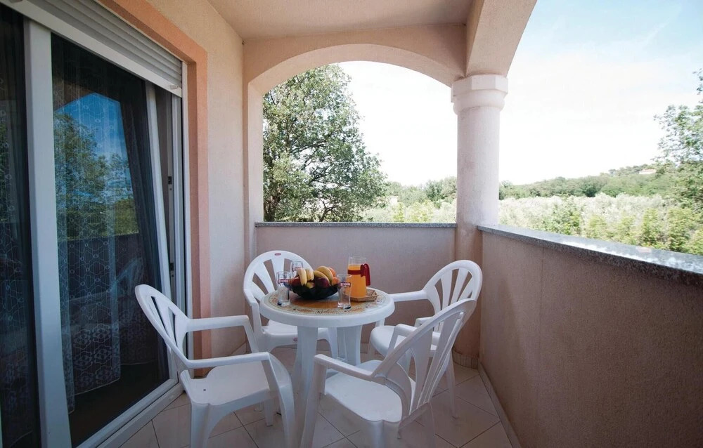 Nice Apartment in Medulin With 2 Bedrooms