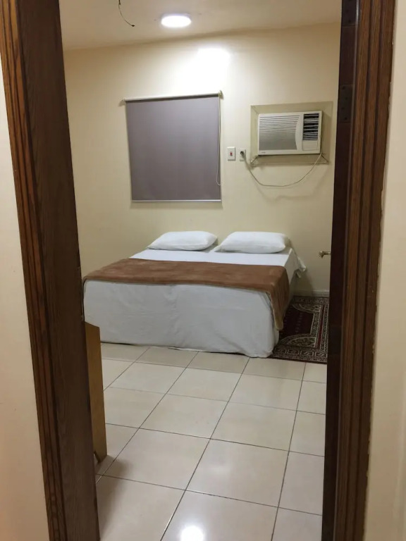 Q Economic Rooms