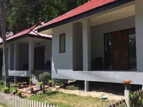 Minnie Seaview Resort