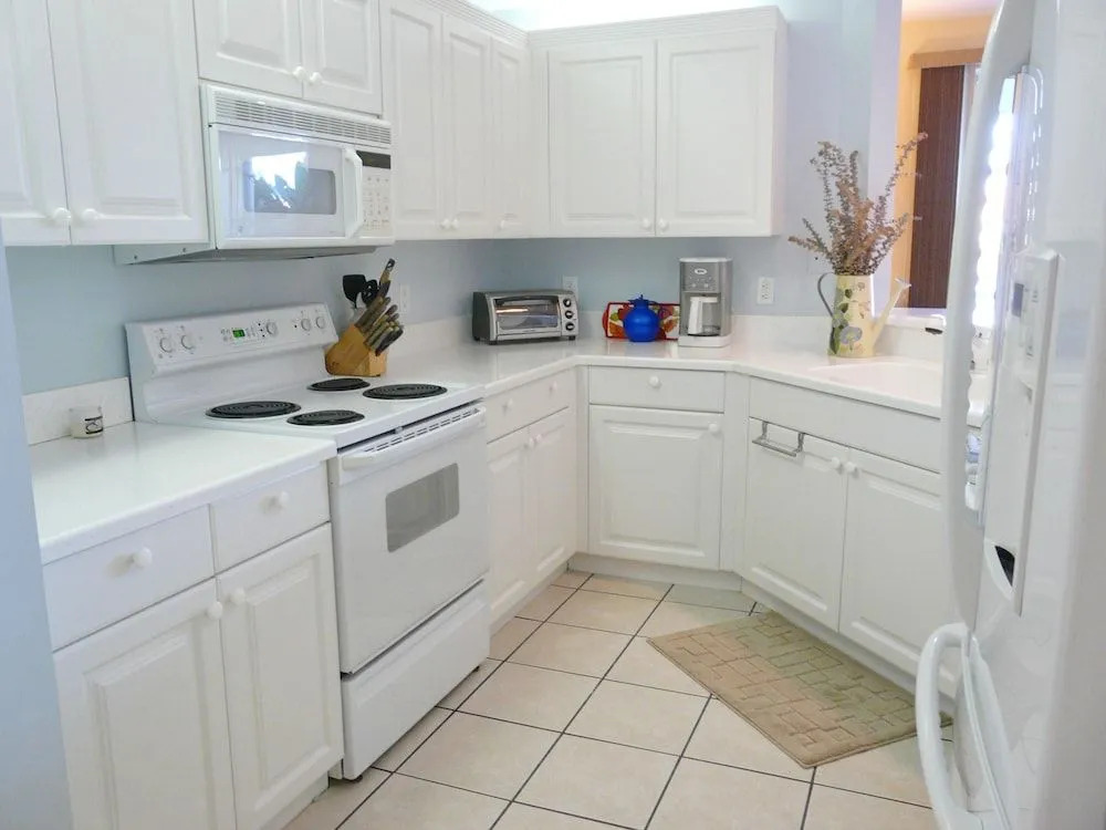 520 Club Marco Circle, Unit 101
