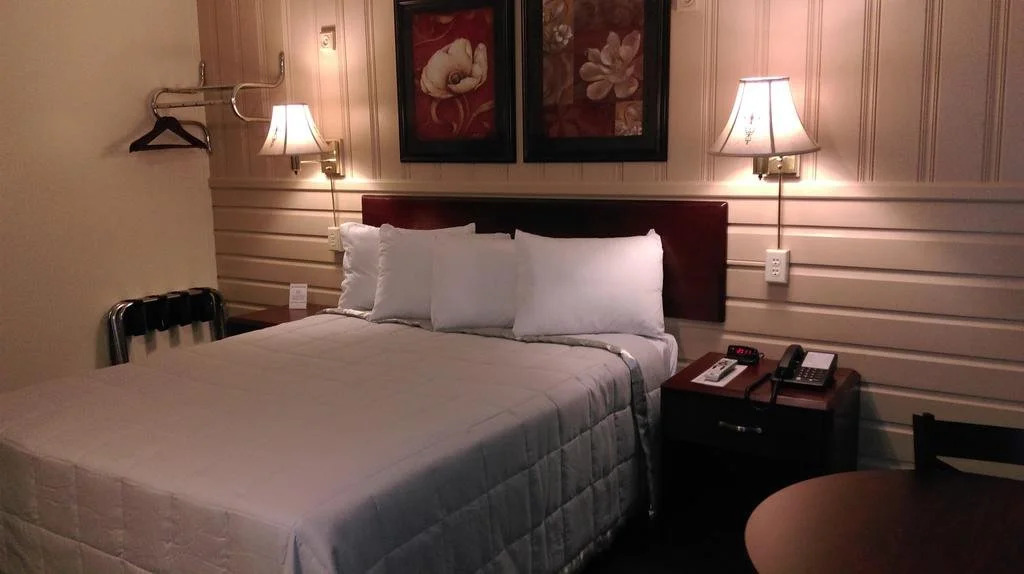 Amherst Inn - Virginia