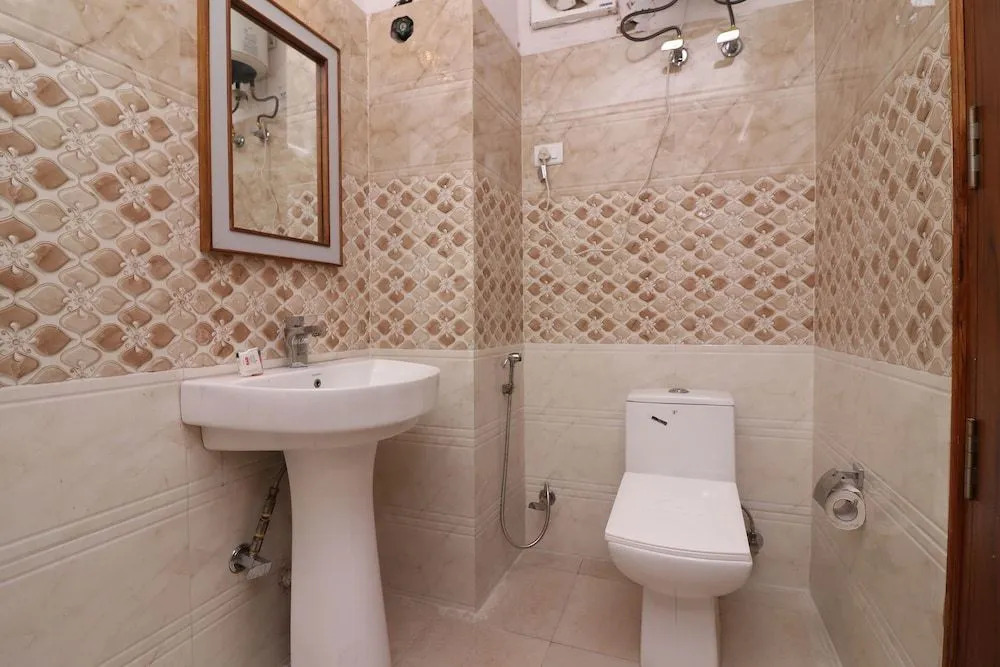 Hotel Vizima Crossroard 45
