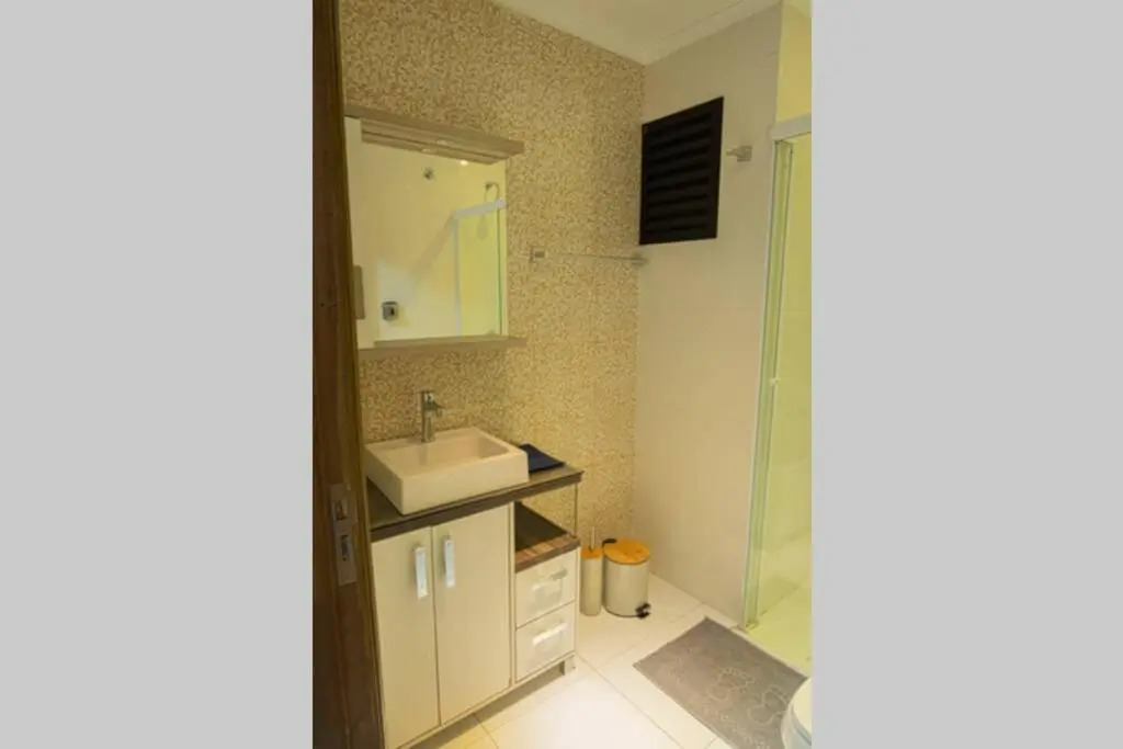 Apartamento cómodo y bien localizado en CDE