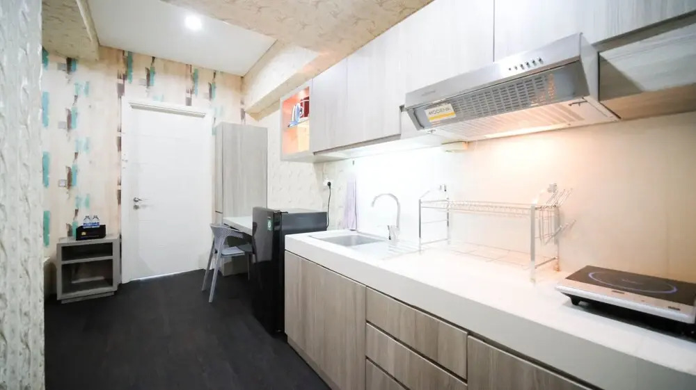 Best Location And Homey 1Br Apartment At Trillium Residence