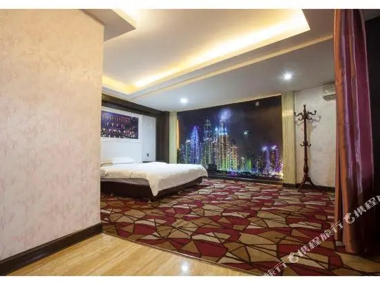 Huanan Hotel