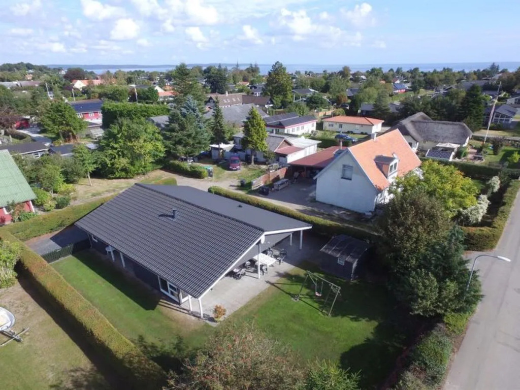 Holiday Home Tord - 350m from the sea by Interhome