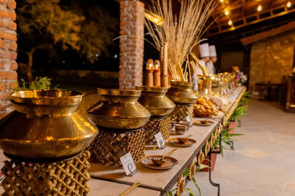 Shikarbadi Hotel