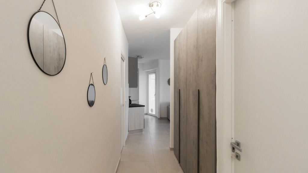 Italianway - Corso Inglesi 94